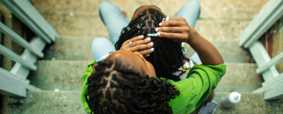 Combs and Pins: Picking the Right Tools for Loc'ing your Hair