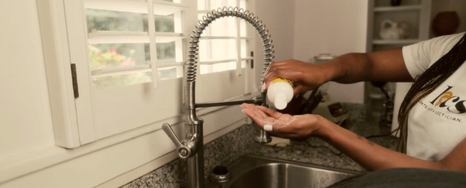 Tips Properly Shampoo Your Locs From Home